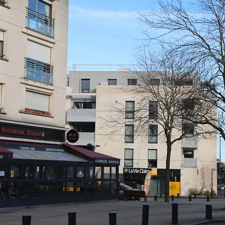 La Est-versaillais Lägenhet *